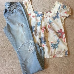 American Eagle faded ripped jeans